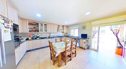 Casa rural 4 habitaciones de 461 m² en Mutxamel (03110)