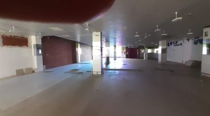 Tienda / local comercial de 431 m² en La Bañeza (24750)