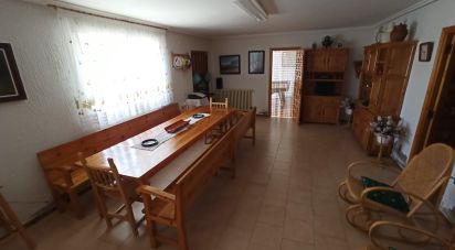 Châlet 5 chambres de 270 m² à Campo y Santibañez (24610)