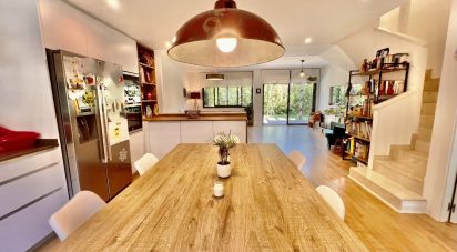 Casa rural 5 habitacions de 185 m² a Sant Andreu de Llavaneres (08392)