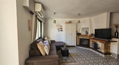 Casa rural 2 habitaciones de 127 m² en La Nucia (03530)