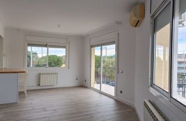 Appartement 3 chambres de 105 m² à Les Roquetes (08812)