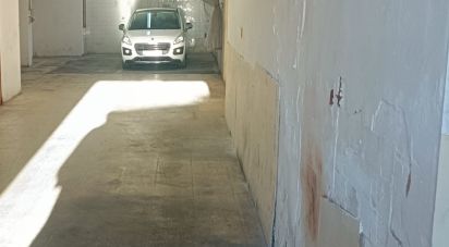 Botiga / Local comercial de 300 m² a L'Hospitalet de Llobregat (08903)