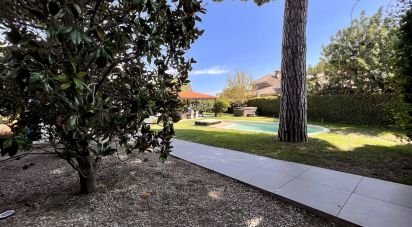 Casa rural 4 habitacions de 319 m² a Cabrera de Mar (08349)