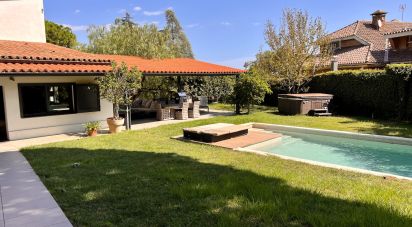 Casa rural 4 habitaciones de 319 m² en Cabrera de Mar (08349)