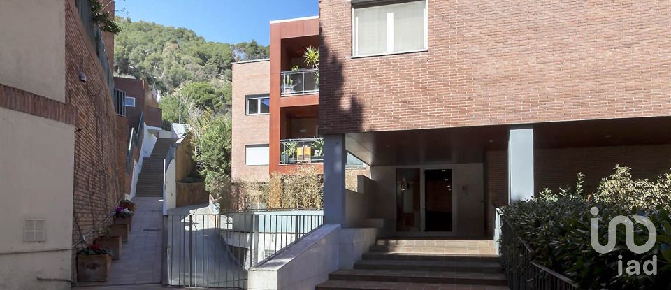 Piso 4 habitaciones de 205 m² en Barcelona (08035)