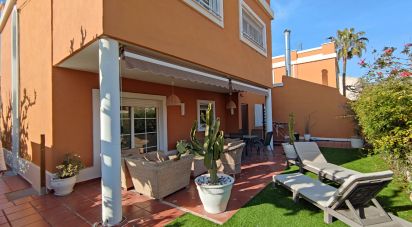 Xalet 4 habitacions de 150 m² a Benicasim (12560)