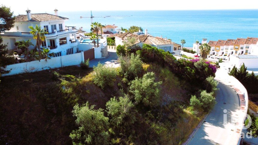 Land of 889 m² in Benalmadena Costa (29630)