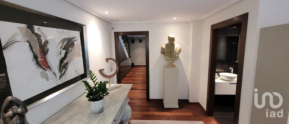 Casa 3 habitacions de 254 m² a Oion (01320)