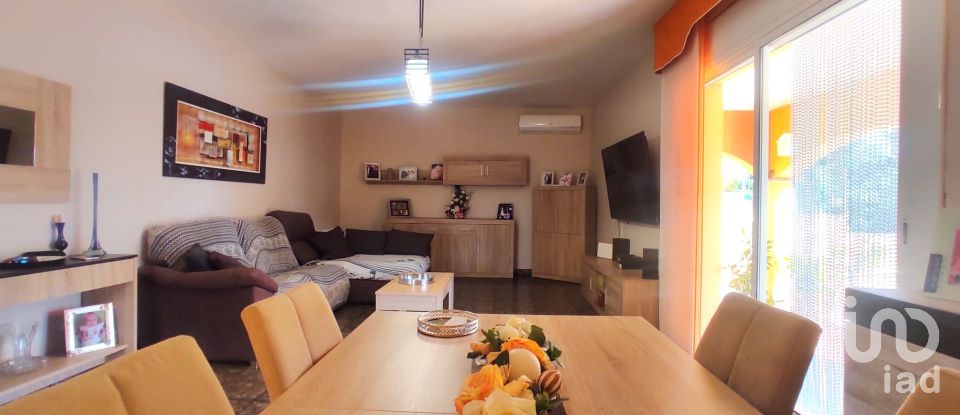 Casa 5 habitacions de 213 m² a La Bisbal del Penedès (43717)