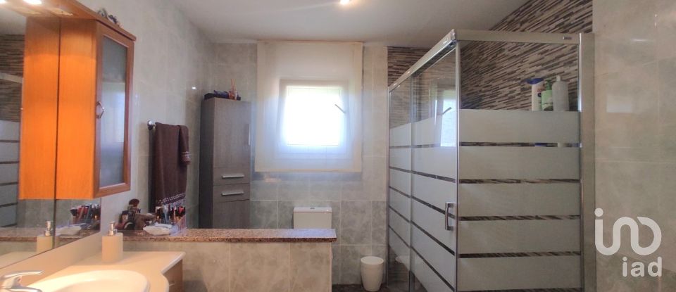 Gîte 5 chambres de 213 m² à La Bisbal del Penedès (43717)