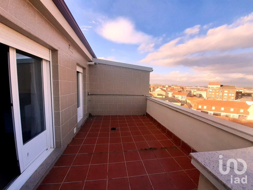 Pis 2 habitacions de 122 m² a La Bañeza (24750)