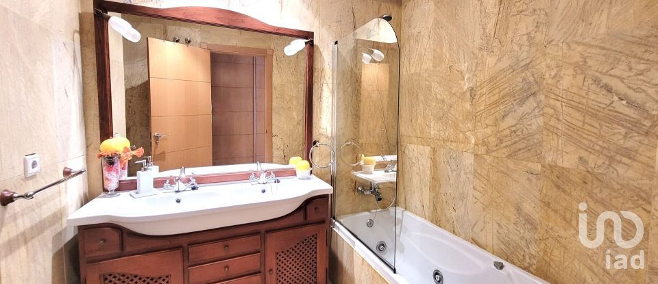 Appartement 4 chambres de 204 m² à Pueblo Benalmadena (29639)