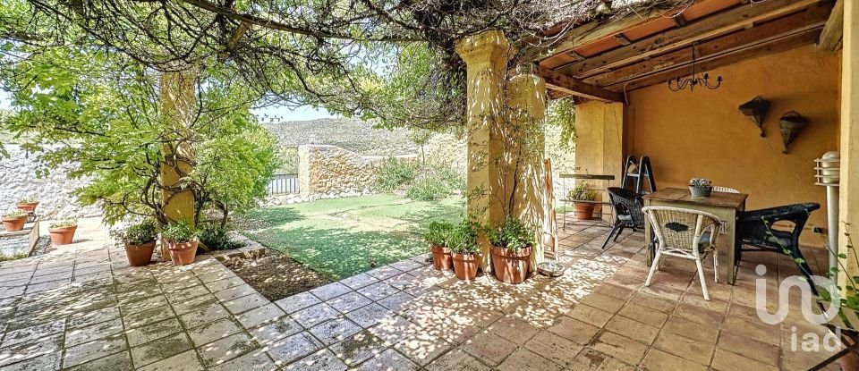 Country house 9 bedrooms of 654 m² in Olivella (08818)