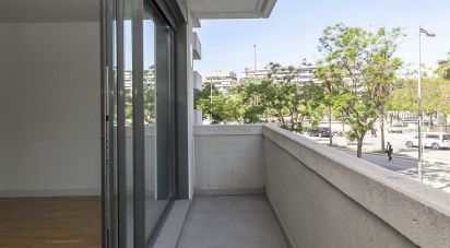 Piso 4 habitaciones de 117 m² en Barcelona (08038)