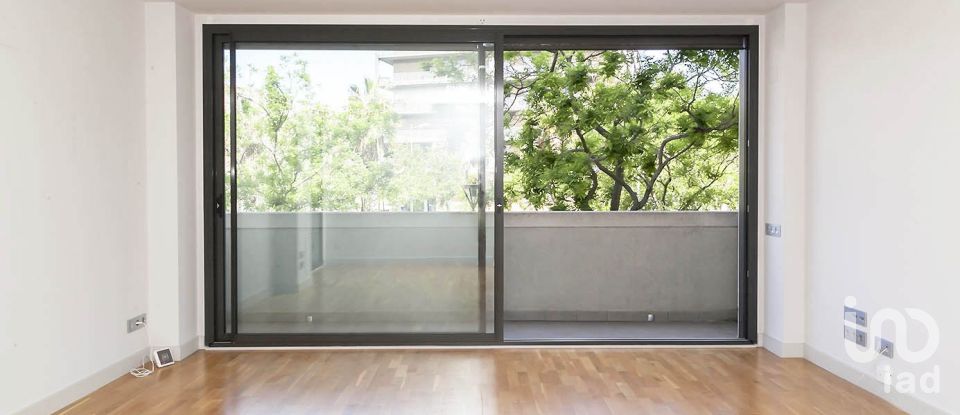 Pis 4 habitacions de 117 m² a Barcelona (08038)