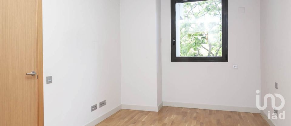 Pis 4 habitacions de 117 m² a Barcelona (08038)