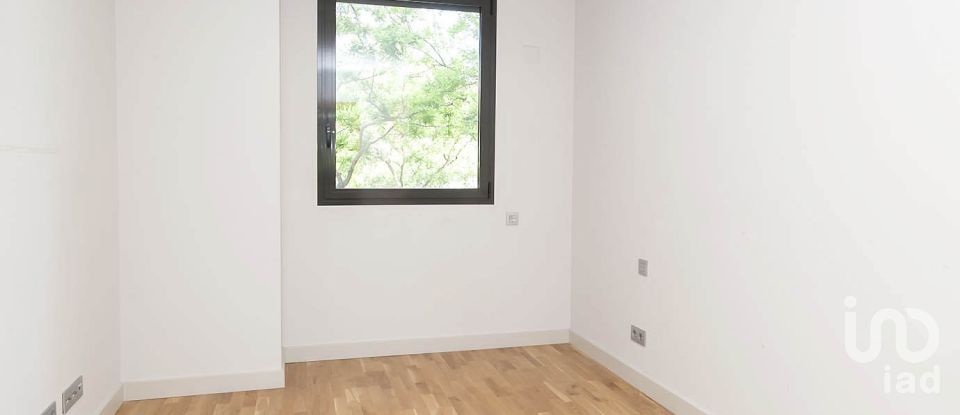 Pis 4 habitacions de 117 m² a Barcelona (08038)