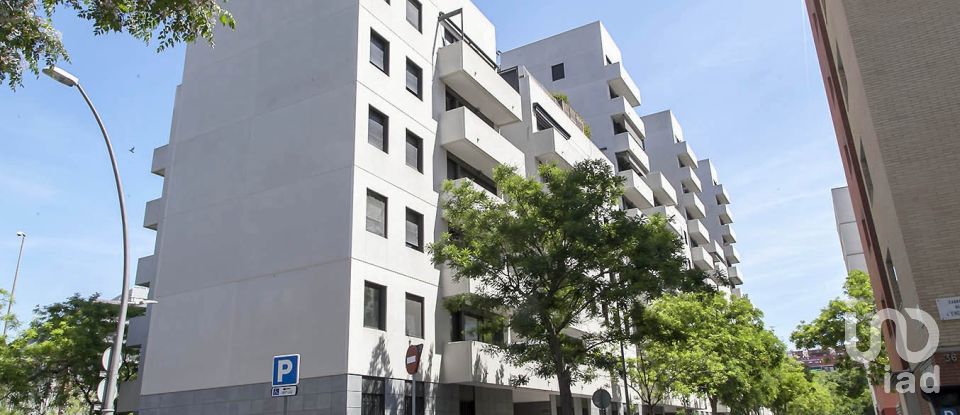 Pis 4 habitacions de 117 m² a Barcelona (08038)