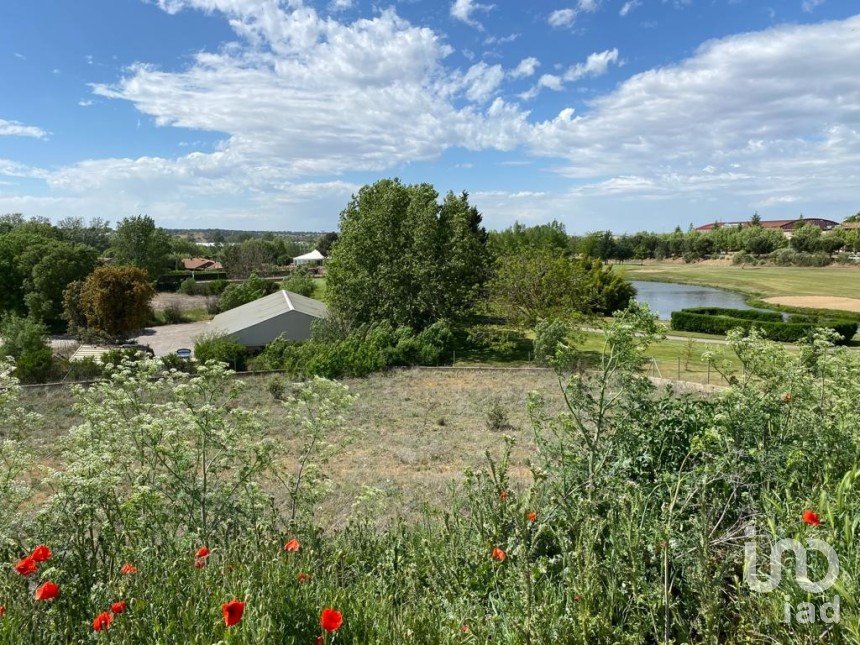 Land of 527 m² in Villamayor (37185)