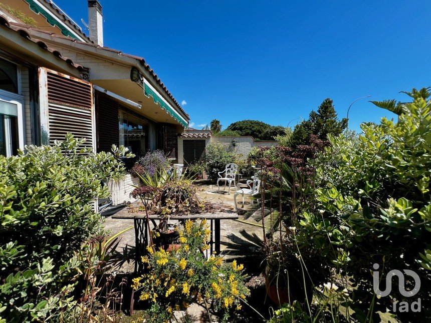 Maison 5 chambres de 330 m² à Sant Andreu de Llavaneres (08392)