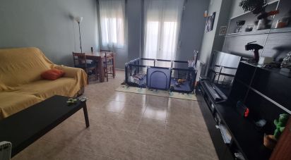 Pis 3 habitacions de 77 m² a Les Roquetes (08812)