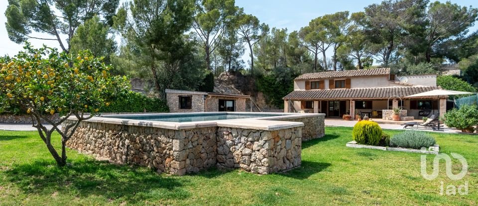 Country house 4 bedrooms of 312 m² in Calvia (07184)
