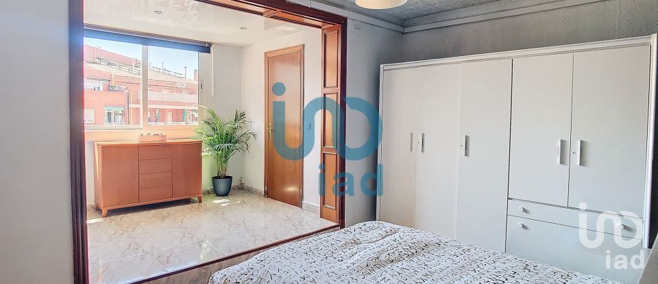 Duplex 3 bedrooms of 80 m² in Barcelona (08014)