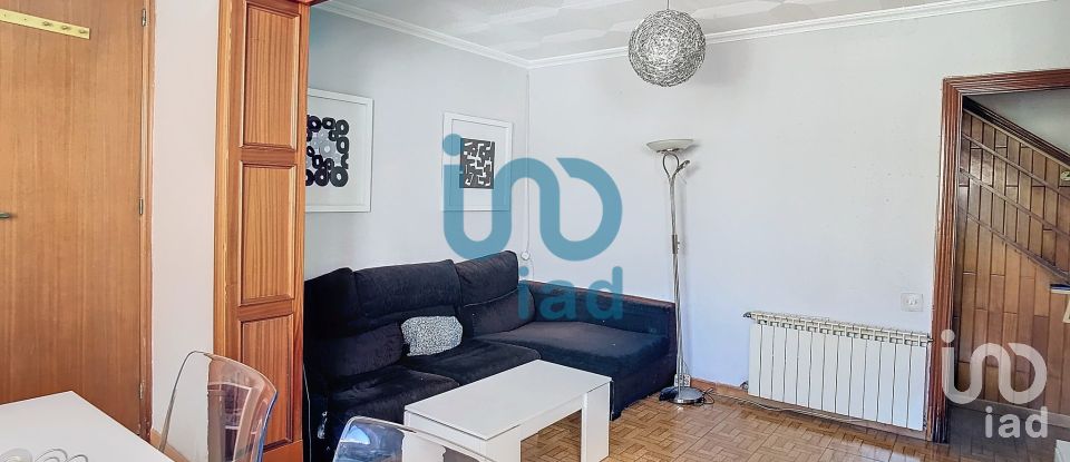 Duplex 3 bedrooms of 80 m² in Barcelona (08014)