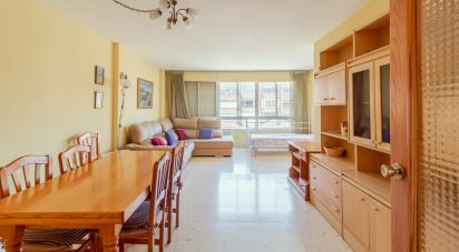 Pis 3 habitacions de 106 m² a Alicante/Alacant (03008)