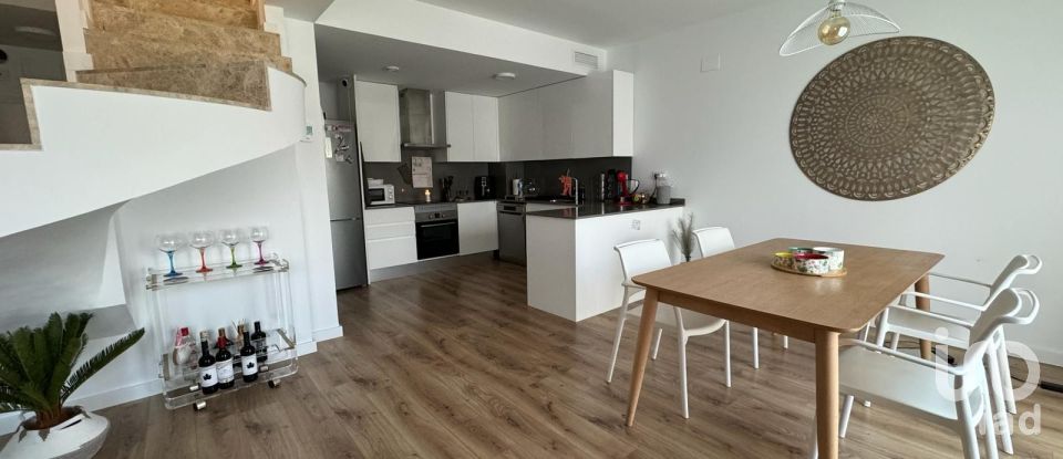 Apartment 3 bedrooms of 110 m² in Vilanova i la Geltrú (08800)