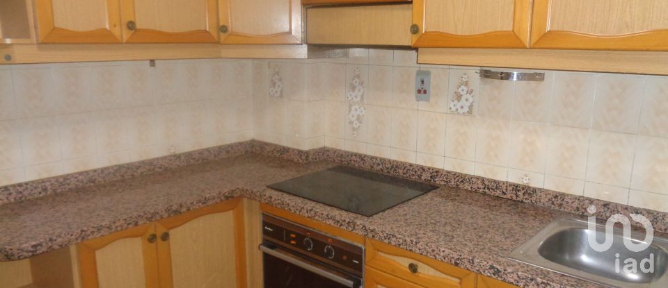 Pis 4 habitacions de 105 m² a León (24002)