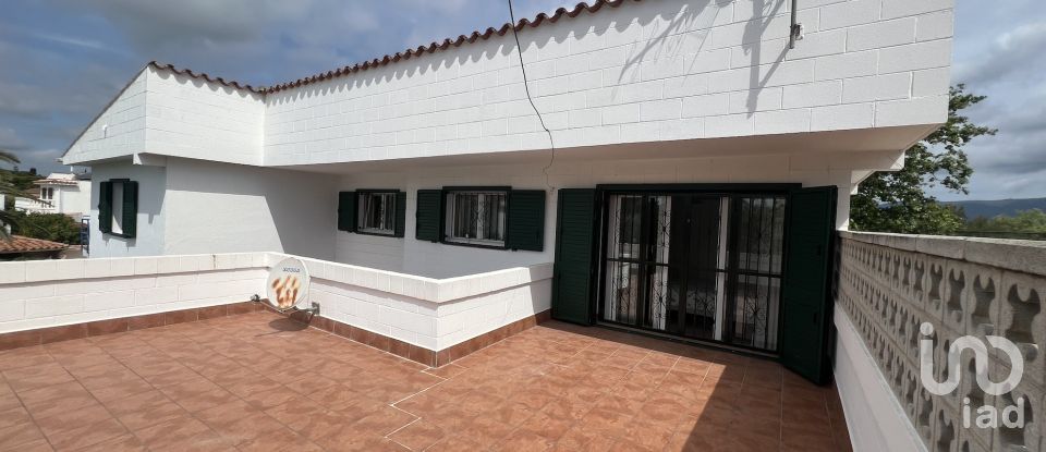 Maison traditionnelle 4 chambres de 180 m² à Empuriabrava (17487)