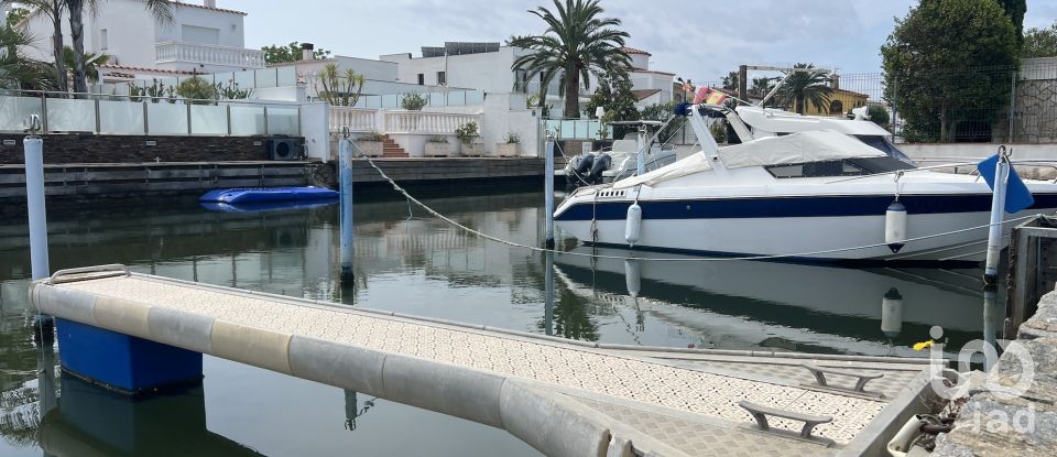 Maison traditionnelle 4 chambres de 180 m² à Empuriabrava (17487)