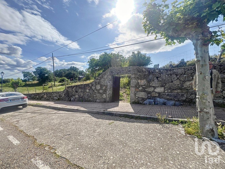 Land of 6,400 m² in Villamiel (10893)