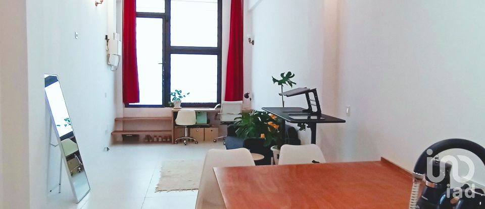 Pis 1 habitació de 33 m² a Barcelona (08024)