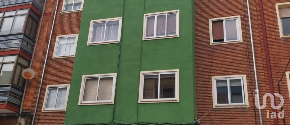 Block of flats in León (24009) of 739 m²