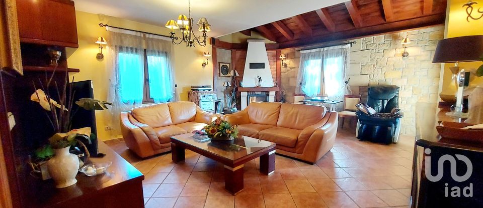 Casa 4 habitaciones de 445 m² en Berastegi (20492)