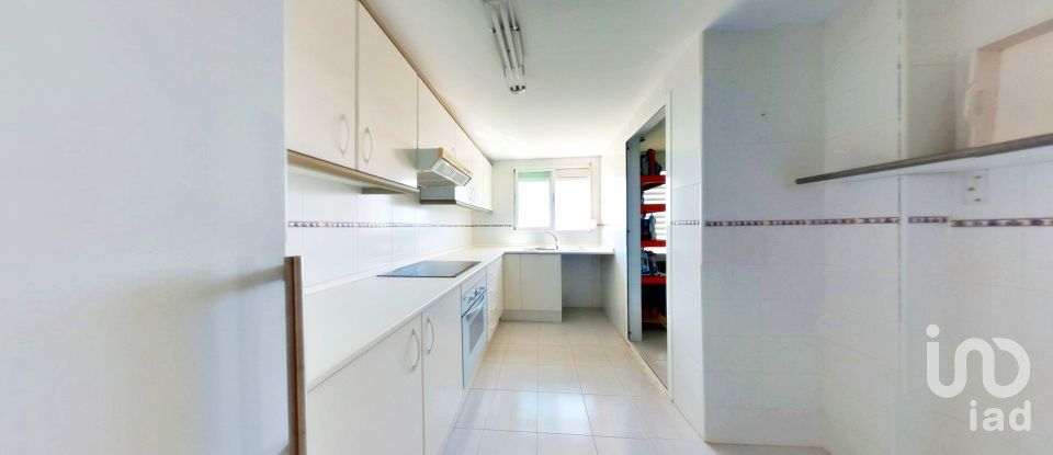 Pis 3 habitacions de 114 m² a El Campello (03560)