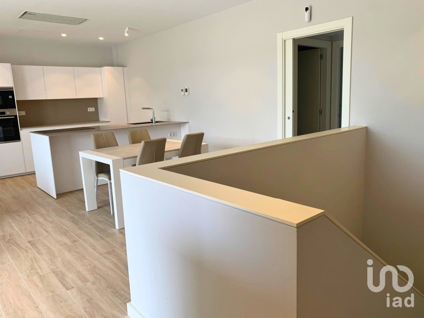 Piso 4 habitaciones de 187 m² en Sant Quirze del Vallès (08192)