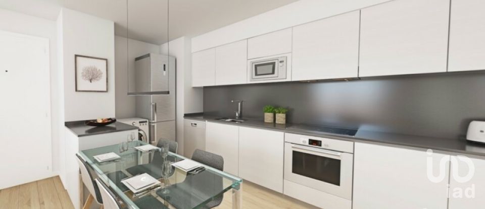 Pis 3 habitacions de 110 m² a Barcelona (08027)