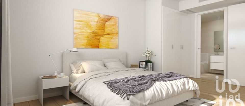 Apartment 3 bedrooms of 110 m² in Barcelona (08027)