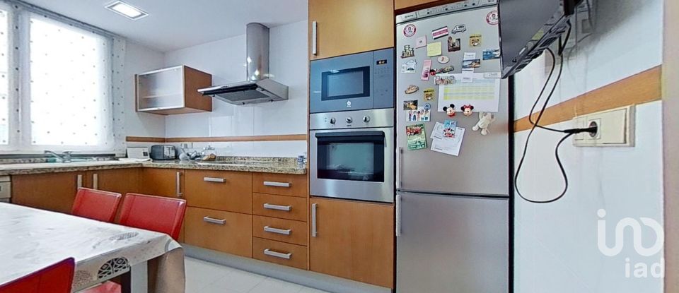 Pis 3 habitacions de 119 m² a Vila-Real/Villarreal (12540)