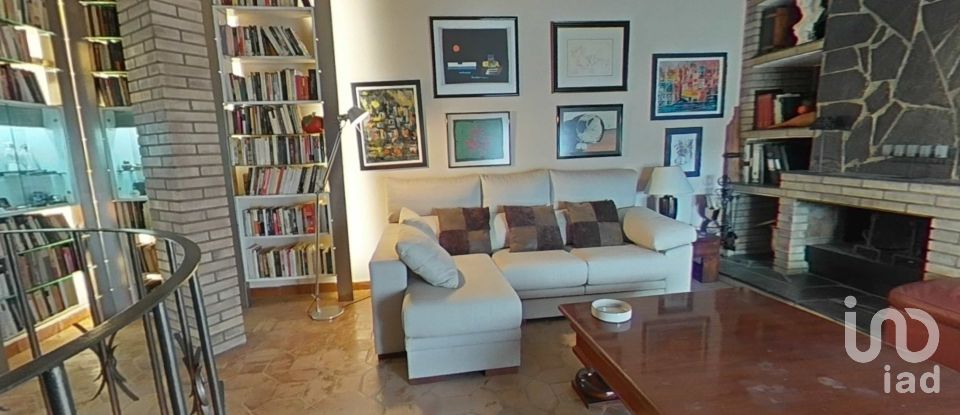 Duplex 5 bedrooms of 169 m² in Lleida (25008)