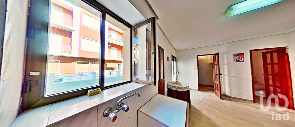 Casa 3 habitacions de 83 m² a Xixona (03100)