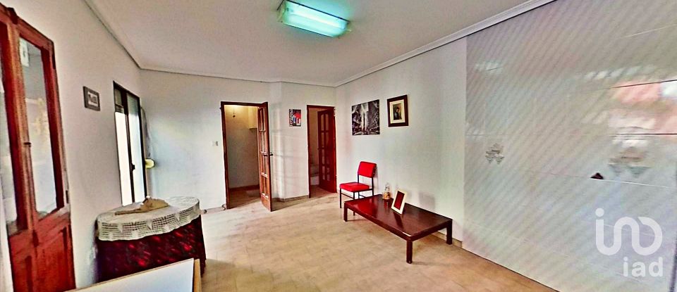 Casa 3 habitacions de 83 m² a Xixona (03100)
