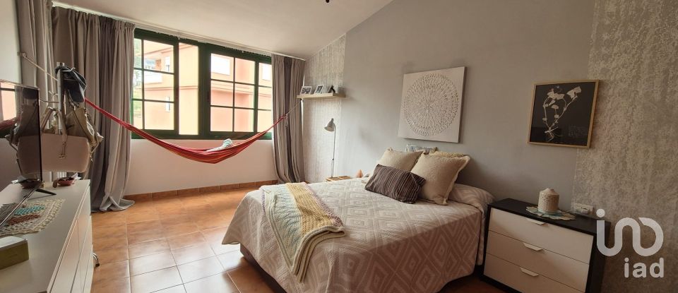 Maison 5 chambres de 255 m² à Valle Guerra (38270)