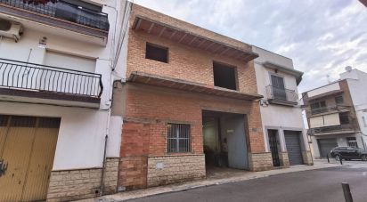 Land of 113 m² in Les Roquetes (08812)