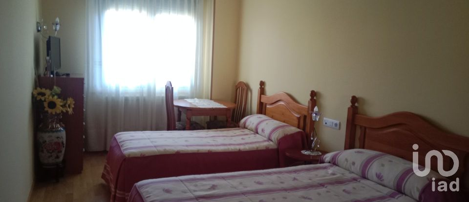 Piso 2 habitaciones de 92 m² en La Bañeza (24750)