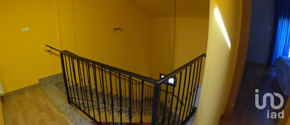 Châlet 3 chambres de 91 m² à Villamañán (24234)